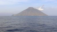 Stromboli vom Meer