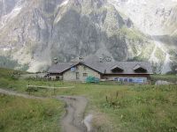 5650606_Rifugio Bonatti.jpg