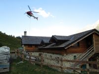 6101181_Heli-Einsatz am Rifugio Bonatti.jpg