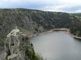 8885_Rocher Hans mit Madonna ueber dem Lac Blanc.jpg