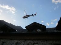 6100623_Heli-Einsatz am Rifugio Bonatti.jpg