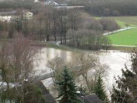 13_Siegbruecke bei Hennef ist unpassierbar wegen Hochwasser.jpg