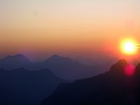 Sonnenuntergang auf der Bluemlisalphuette [2834m]