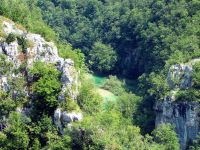 6909_Karstschlucht der Plitvicer Seen.jpg