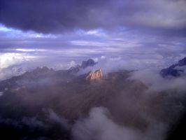 Blick vom Rif Lagazoui nach S auf Nuvolau im Abendlicht1000.jpg