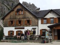 Rifugio Croda da Lago.jpg