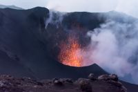 Stromboli-Krater Ausbruch