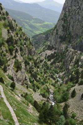 Aufstieg im Vall de Nuria - Blick zurueck.jpg