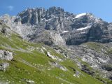 3467_Gespaltenhornhuette [2455m] vor Gespaltenhorn [3436m].jpg