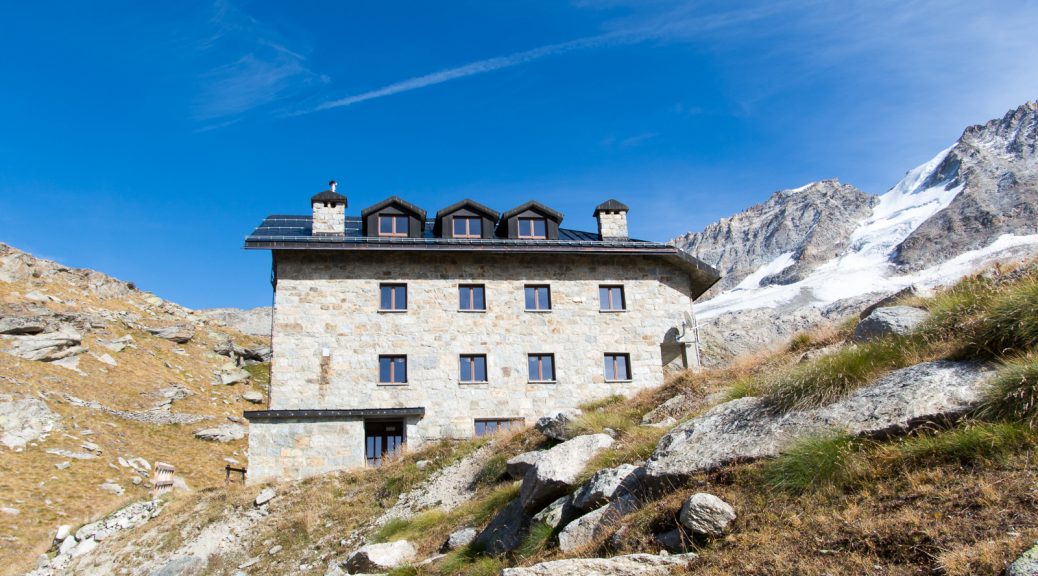 Rifugio Federico Chabod - 2750m