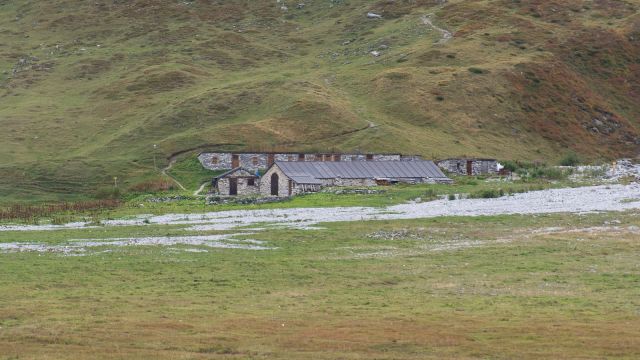 Refuge-Entre-le-Lac – 2157m